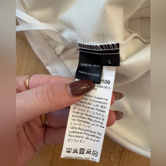 SHEIN White Corset Top - Picture 4 of 4